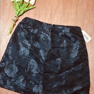 Forever 21 Black Floral & Stripe Print Dress Skirt